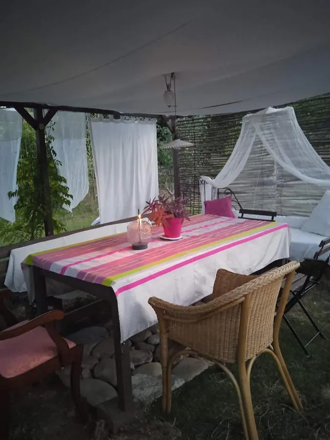 L'Eau Berges Bed & Breakfast Chandolas